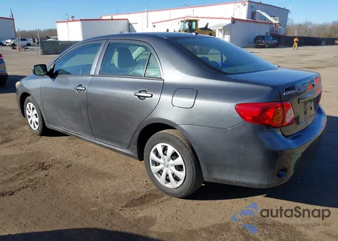 2010 Toyota Corolla Le z USA, uszkodzony, nr VIN 2T1BU4EE0AC264139